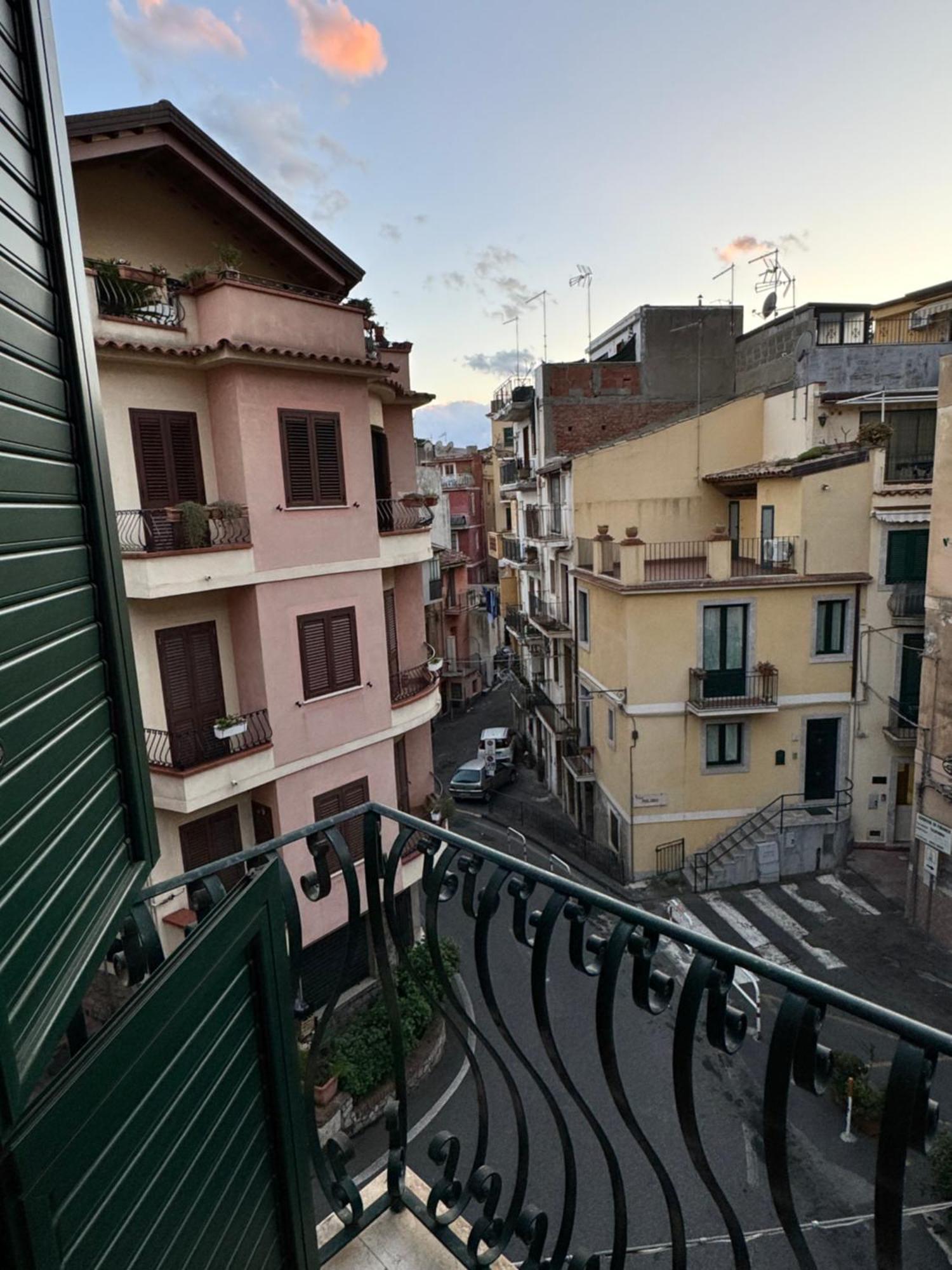 Taormina'S Sun Apartment Экстерьер фото